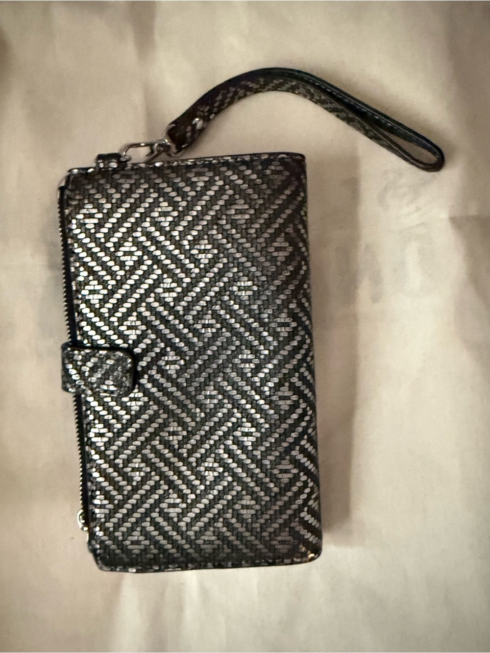 Michael Kors Black and Silver Sequin Wristlet Clutch